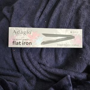 Adagio California not so mini ceramic Flat Iron